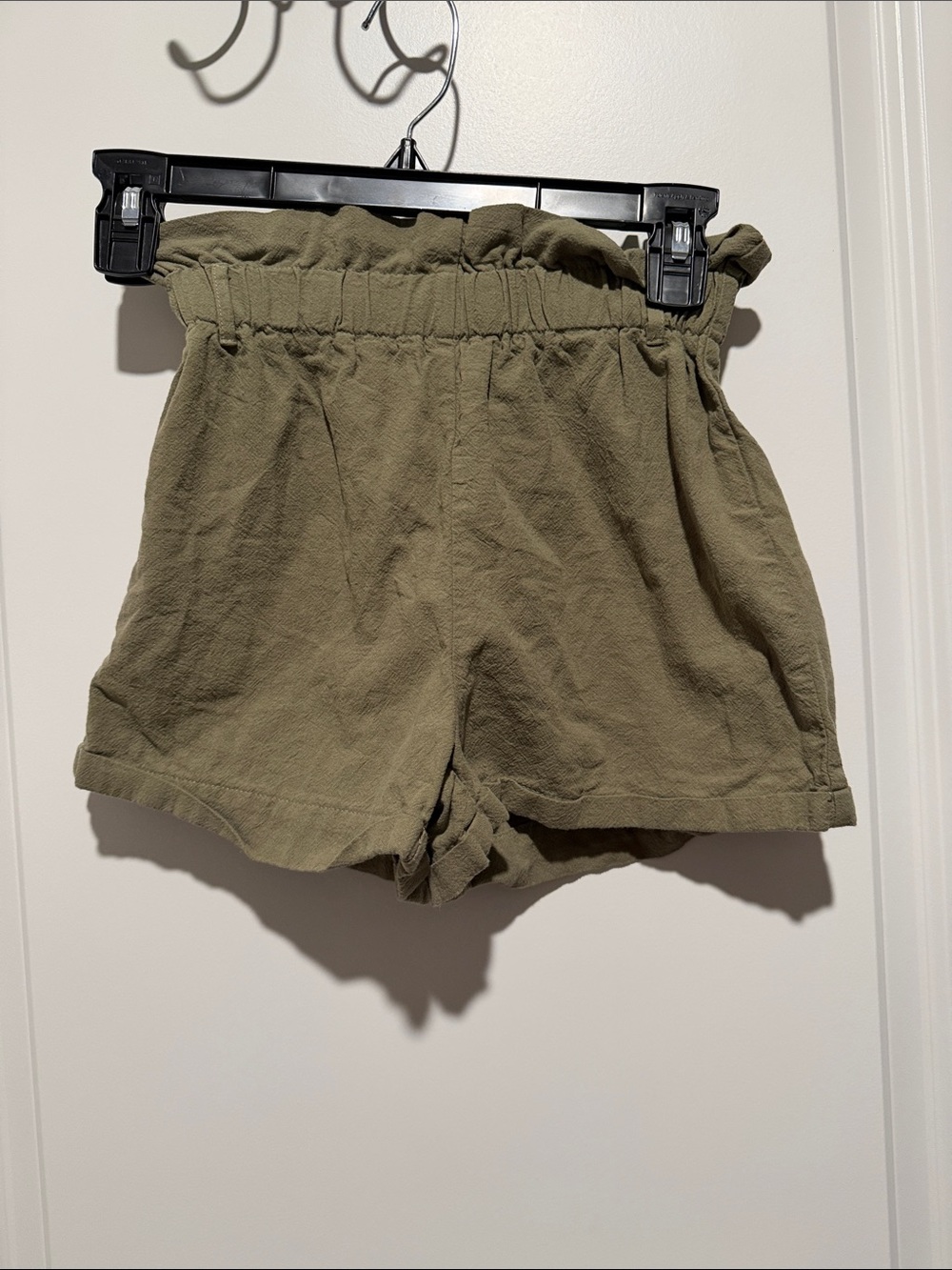 SHEIN Olive Paperbag Waist Textured Kids Shorts